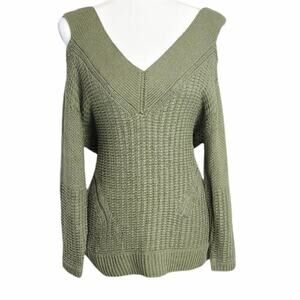 Per‎ Se by Carlisle  V-Neck Army Green Sweater L